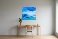 Tableau Abstrait Bleu 241 “Éclairci”, peinture originale à l'huile par Régine Gardan, 80 × 80 cm, tableau bleu accroché dans un bureau