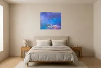 Tableau Abstrait Bleu 53 “Froid Polaire”, peinture originale à l'huile par Régine Gardan, 73 × 60 cm, tableau bleu accroché dans une chambre