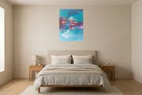 Tableau Abstrait Bleu 93 “Fleuve Chaleureux”, peinture originale à l'huile par Régine Gardan, 60 × 80 cm, tableau bleu accroché dans une chambre