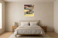 Tableau Abstrait Jaune 235 “Ying Yang”, peinture originale à l'huile par Régine Gardan, 60 × 73 cm, tableau jaune accroché dans une chambre