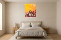 Tableau Abstrait Jaune 43 “Soleil”, peinture originale à l'huile par Régine Gardan, 65 × 80 cm, tableau jaune accroché dans une chambre