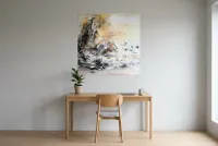 Tableau Abstrait Jaune 240 “Ambition”, peinture originale à l'huile par Régine Gardan, 100 × 100 cm, tableau jaune accroché dans un bureau