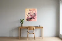 Abstract Schilderij Roze 175 “Résolution”, origineel schilderij in olieverf door Régine Gardan, 65 × 73 cm, roze schilderij opgehangen in een kantoor