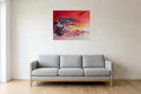 Tableau Abstrait Rouge 120 “Piton De La Fournaise”, peinture originale à l'huile par Régine Gardan, 80 × 65 cm, tableau rouge accroché dans un salon