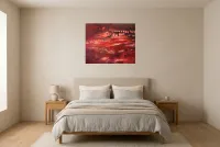 Tableau Abstrait Rouge 29 “Caverne”, peinture originale à l'huile par Régine Gardan, 80 × 65 cm, tableau rouge accroché dans une chambre