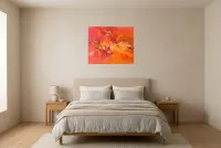 Tableau Abstrait Rouge 62 “Explosion”, peinture originale à l'huile par Régine Gardan, 73 × 60 cm, tableau rouge accroché dans une chambre