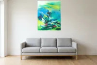 Tableau Abstrait Vert 117 “Aigle”, peinture originale à l'huile par Régine Gardan, 73 × 93 cm, tableau vert accroché dans un salon