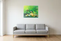 Tableau Abstrait Vert 64 “Plénitude”, peinture originale à l'huile par Régine Gardan, 73 × 60 cm, tableau vert accroché dans un salon